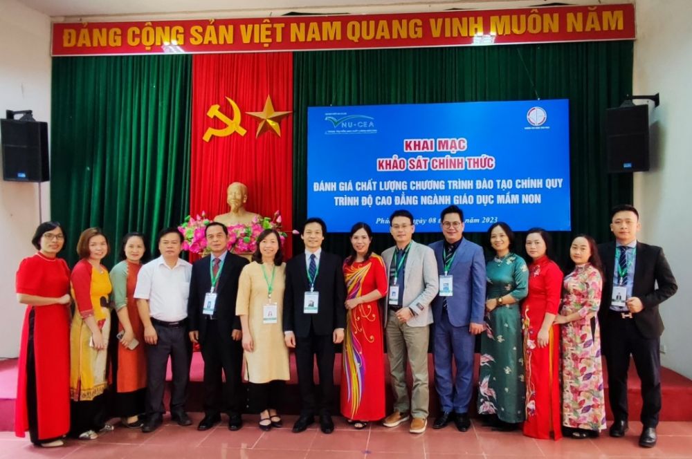 Khai mạc khảo sát chính thức đánh giá chất lượng chương trình đào tạo tại Trường Cao đẳng Vĩnh Phúc